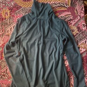 DKNY Size L Sheer Lined Top